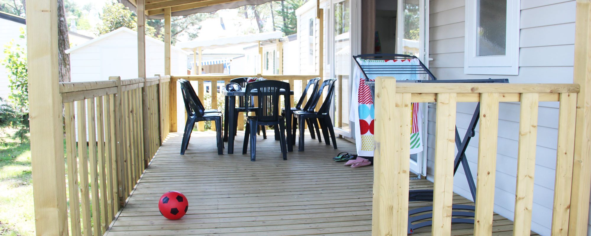 terrasse du mobilhome cordelia en vente camping à proximité de Guérande