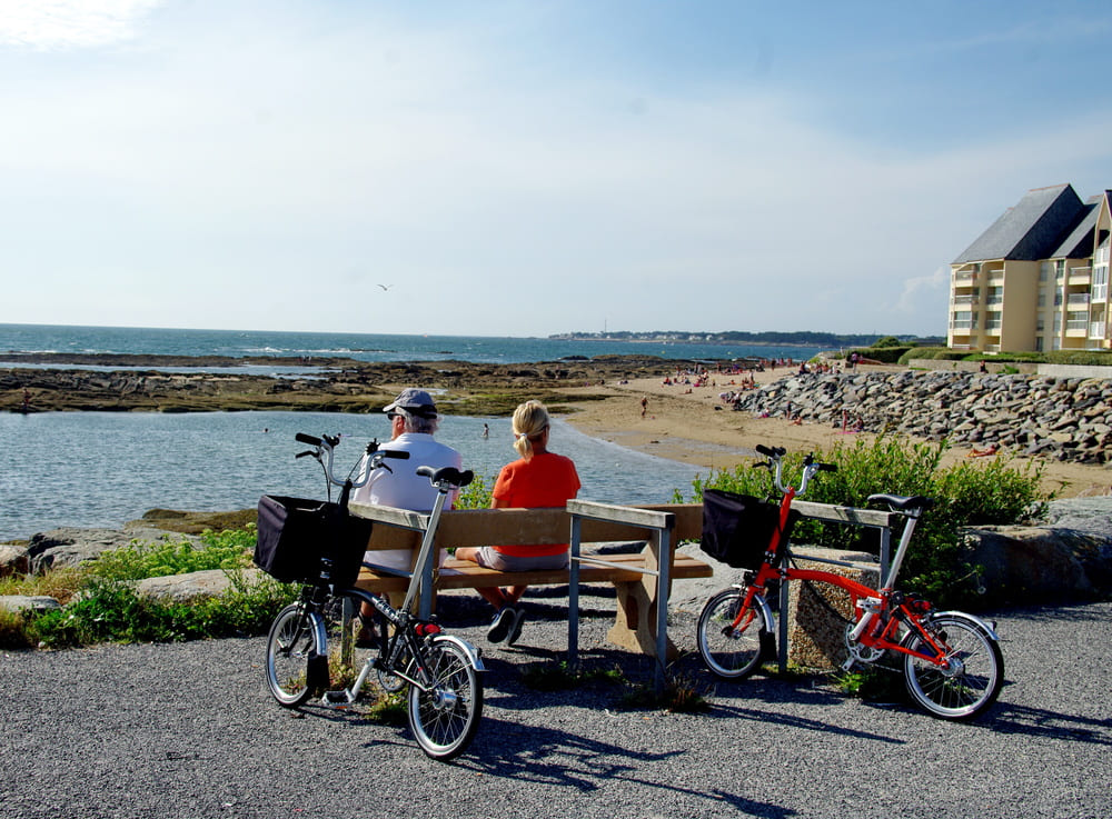 cyclistes à la Turballe près du camping dans le 44